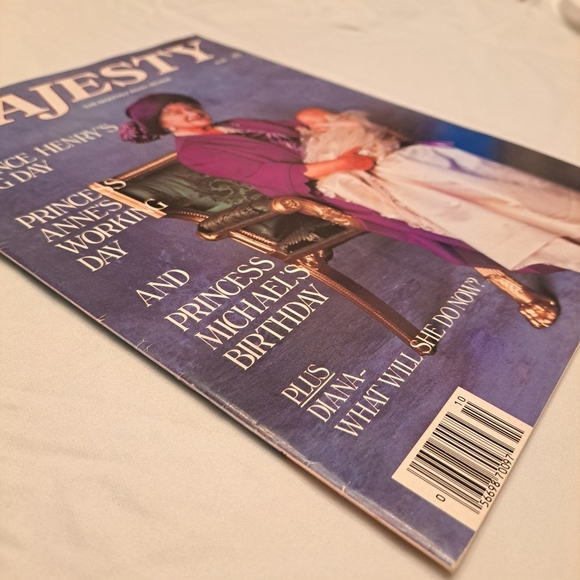 Majesty Magazine Volume 5 No 10 February 1985 Printed In England Royal Family - Picture 3 of 9